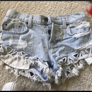 Carmar light wash triangle cut out denim shorts
